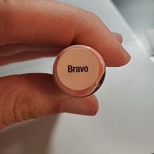 Bravo lipsense